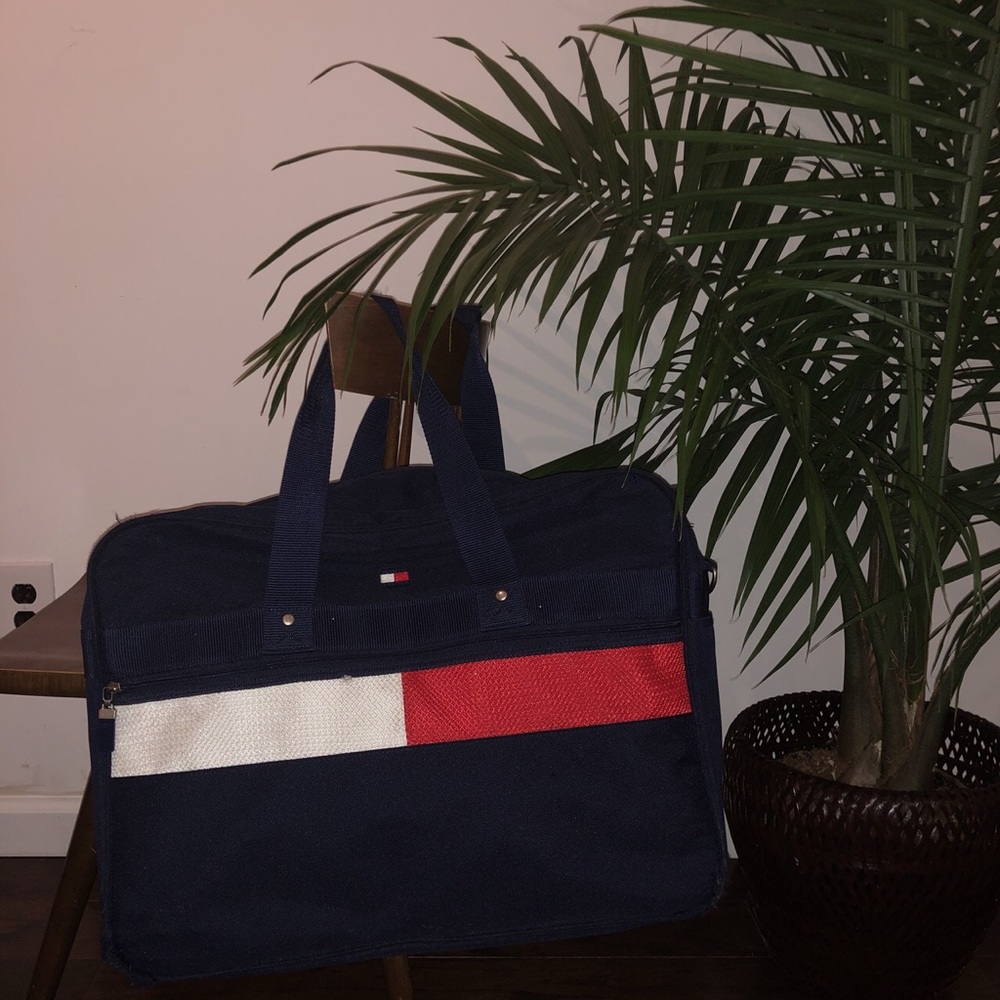 TOMMY HILFIGER XL LUGGAGE BAG